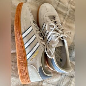 Adidas Handball Spezial Cream/beige with gray and white detailing.